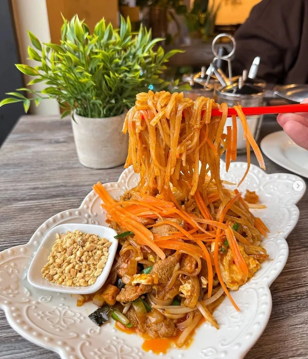 Best Pad Thai in Edmonton, AB - Authentic Thai cuisine