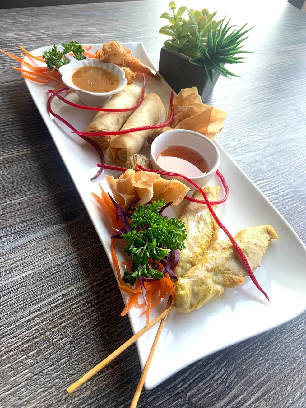 Best Thai restaurant in Edmonton, AB